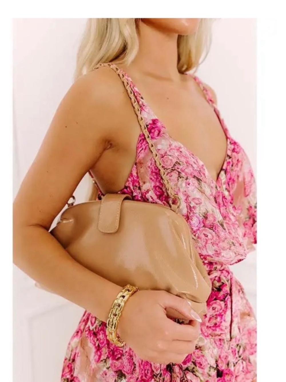 Skyline Views Patent Purse in Iced Latte